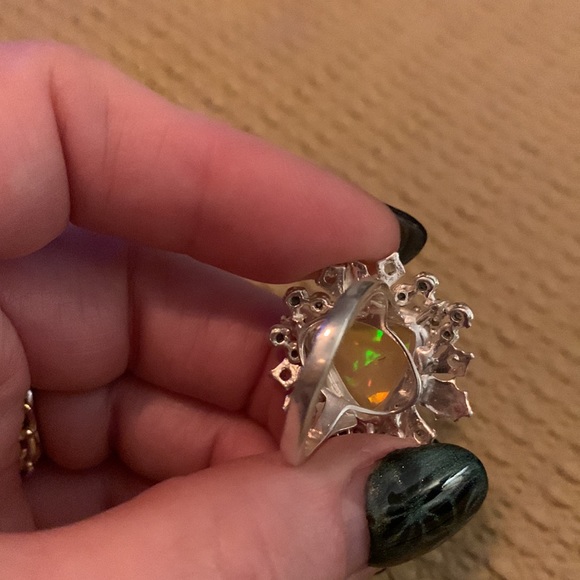 Opal Multi Stone Ring. Size 9 - Picture 4 of 10